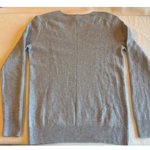No Use! The Group BABATON Sweater V-Neck Pullover Long Sleeve Light Blue S - Picture 8 of 9
